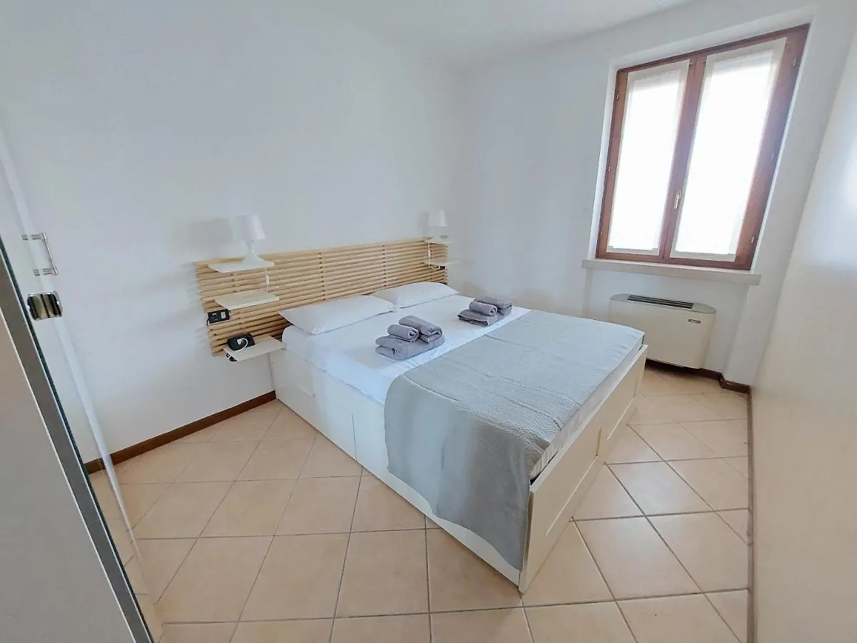 Sunrise Apartment Desenzano del Garda
