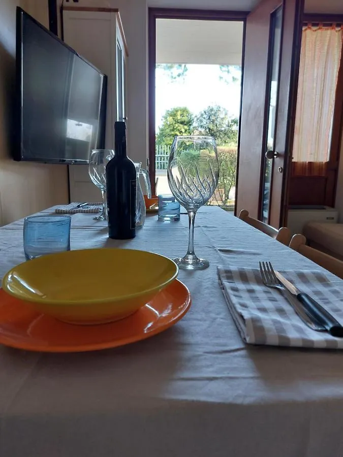 Sunrise Apartment Desenzano del Garda 0*,  Italy
